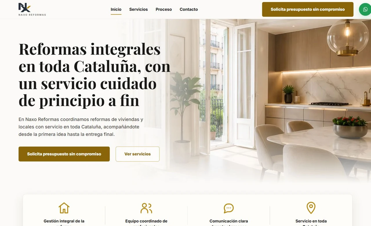 La web de Naxo Reformas en escritorio y en móvil: portada con una cocina reformada y el botón de presupuesto